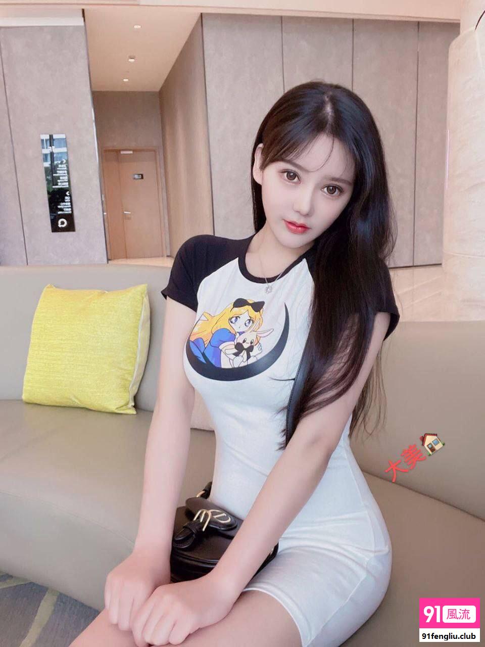 Q群:1004535000  撩人混血小姐姐